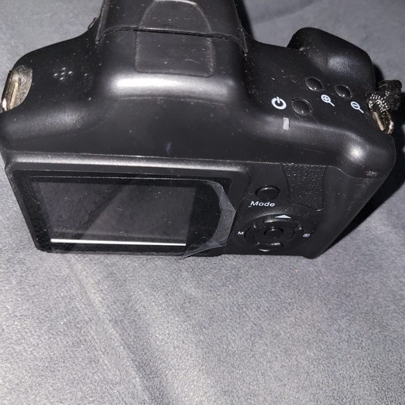 Digital camera - Picture 3 of 3